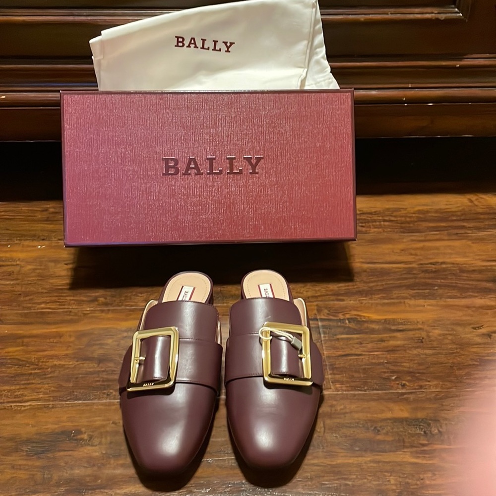 Brand new Bally mule